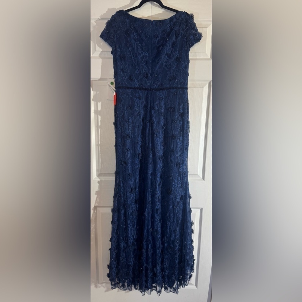 Refined Floral Applique Sheath Dress by Mac Duggal Style 67711 NWT - Picture 8 of 8
